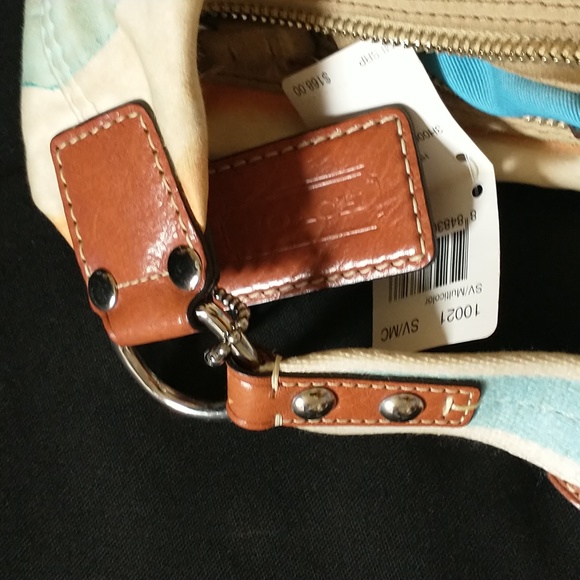 Coach - Picture 4 of 8